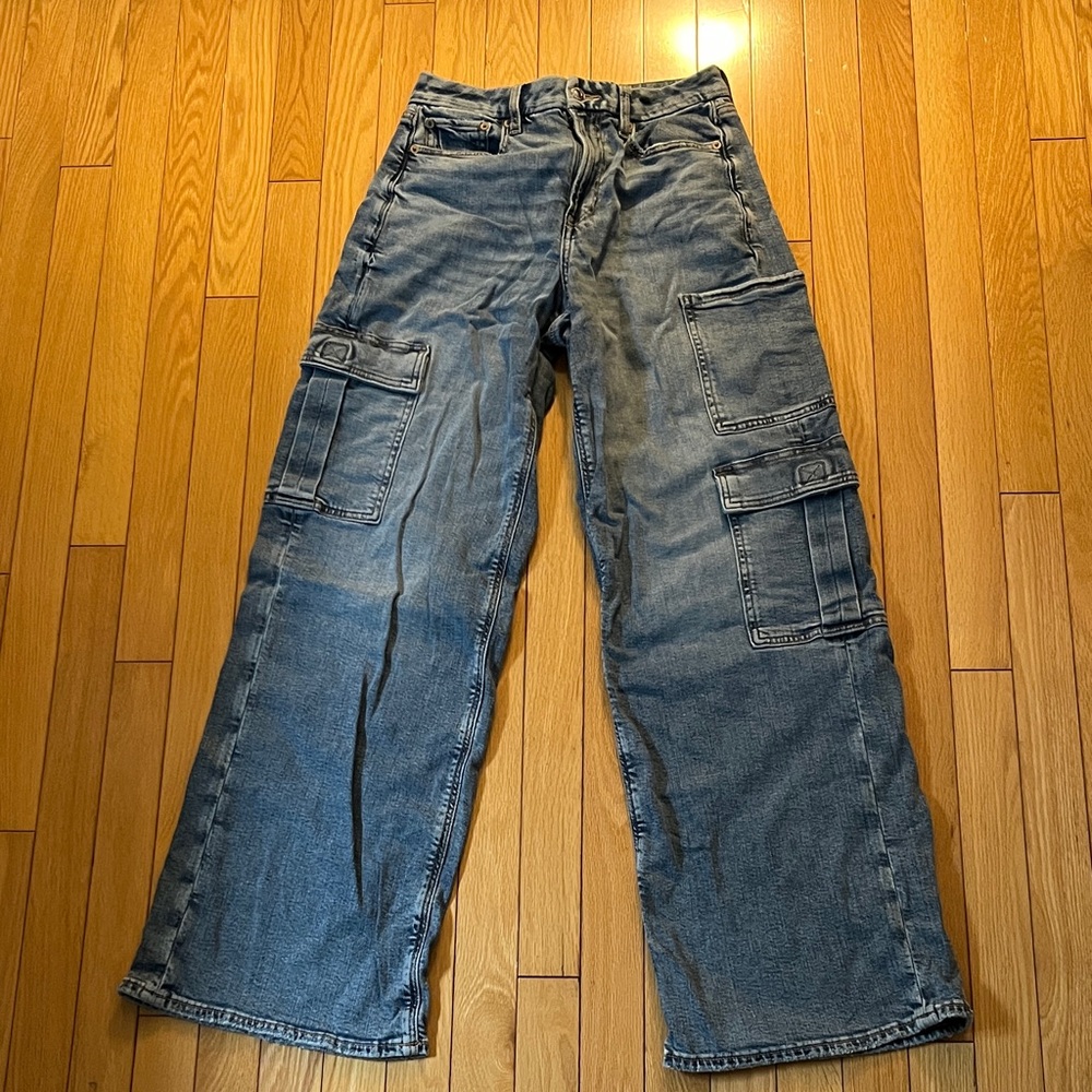 Wide Leg Cargo Jeans
